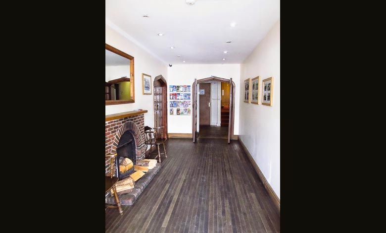 Slideshow Image 4